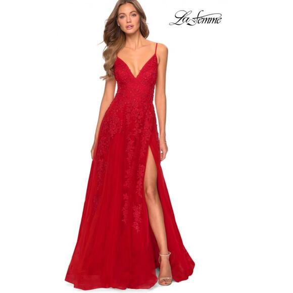 La Femme 28985 Red Tulle Lace Gown Plunge V Neck Lace Up Back Size 00 NEW - Picture 1 of 7